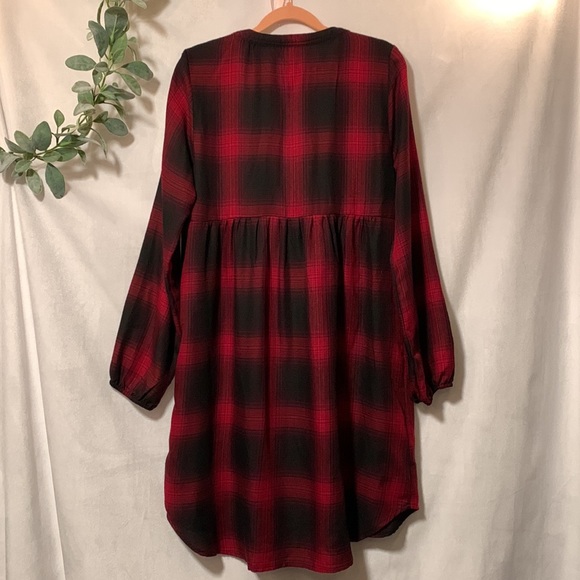 Long sleeve button front plaid dress size med - Picture 5 of 8